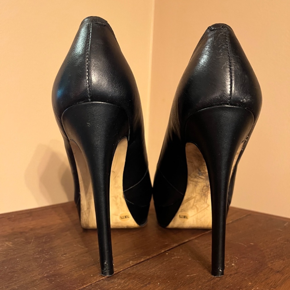 Black Platform Pumps - Picture 7 of 11